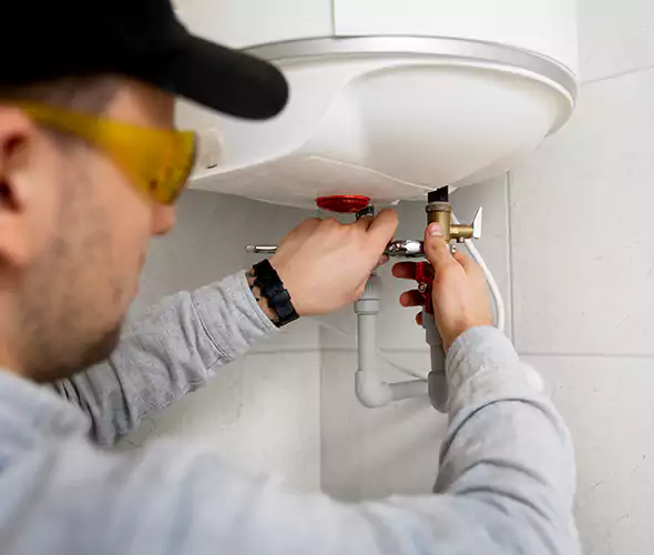Get Affordable Water Heater Repair Service in Reedley, CA