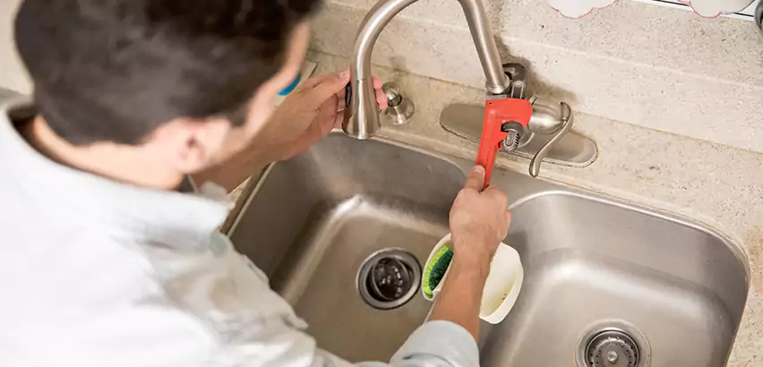 Faucet Repair in Reedley