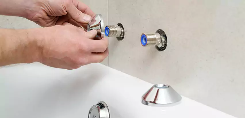 Bathtub Faucet Diverter Replacement in Reedley
